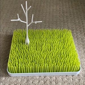 Baby bottle/accessories drying rack from boon